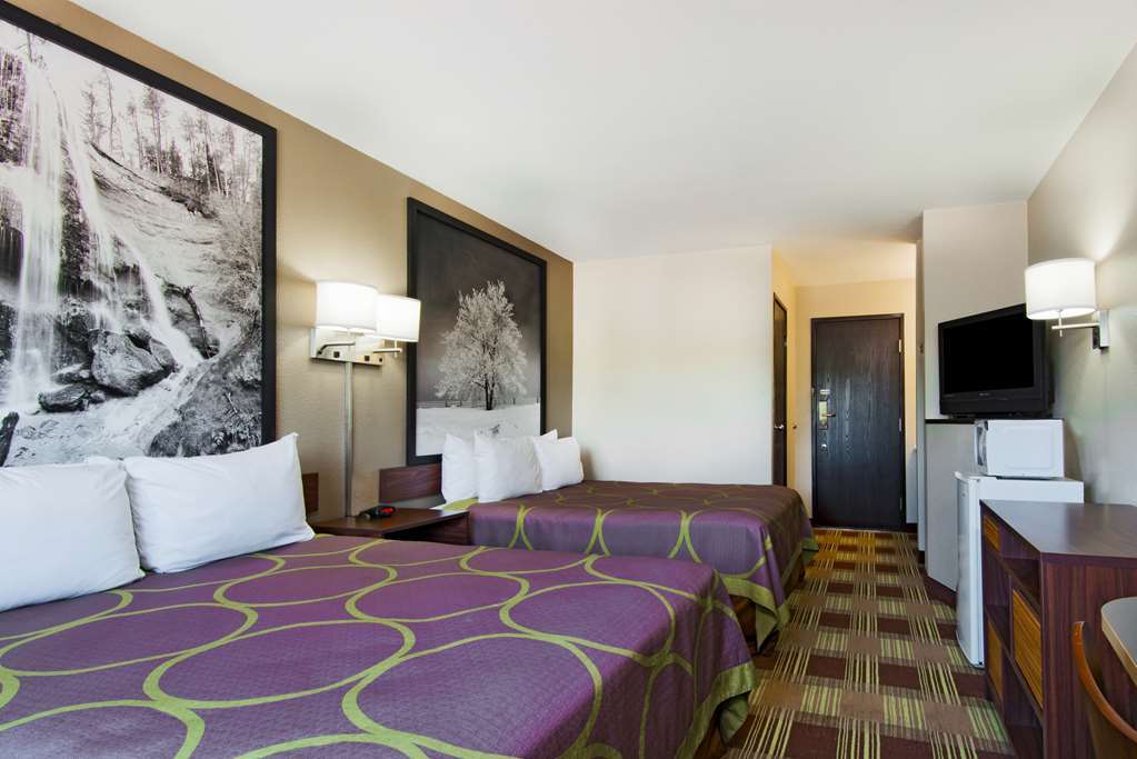 Super 8 By Wyndham Kimball Room photo